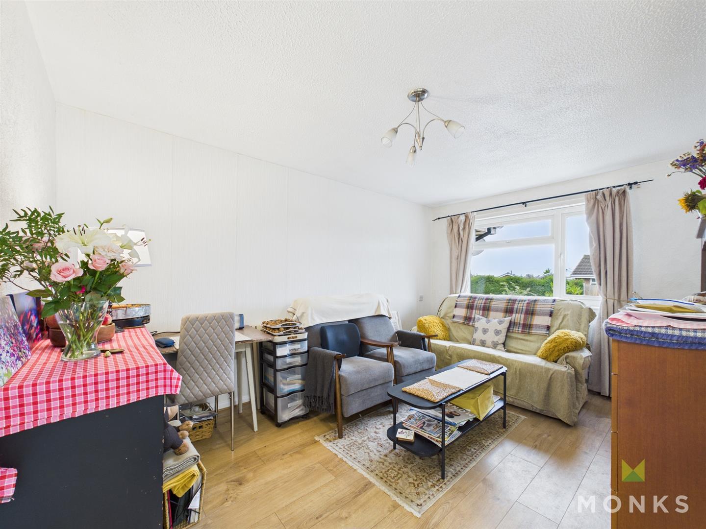 7 Llys Court, Oswestry, SY11 2UY SSTC